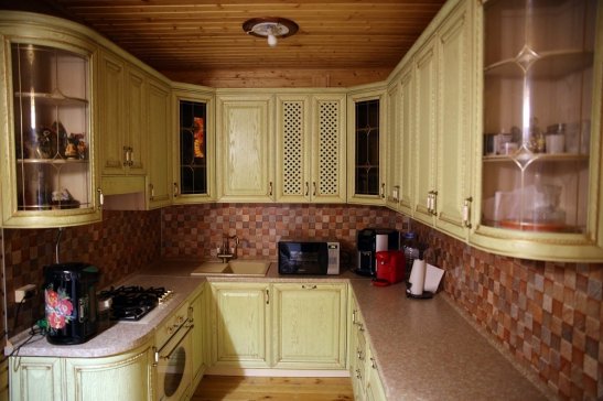Особенности интерьера зеленой кухни (60 реальных фото)